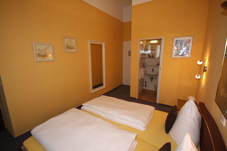 בינגן אם ריין Hotel Romerhof מראה חיצוני תמונה