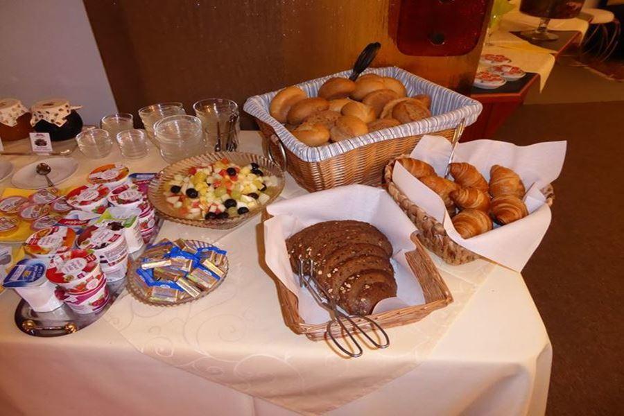 בינגן אם ריין Hotel Romerhof מראה חיצוני תמונה